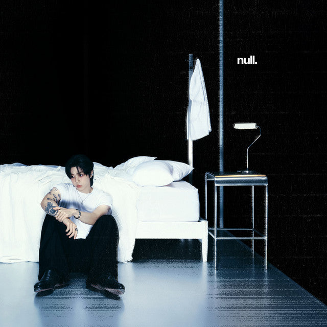 JUNNY - NULL (WITH SPECIAL PHOTOCARD)